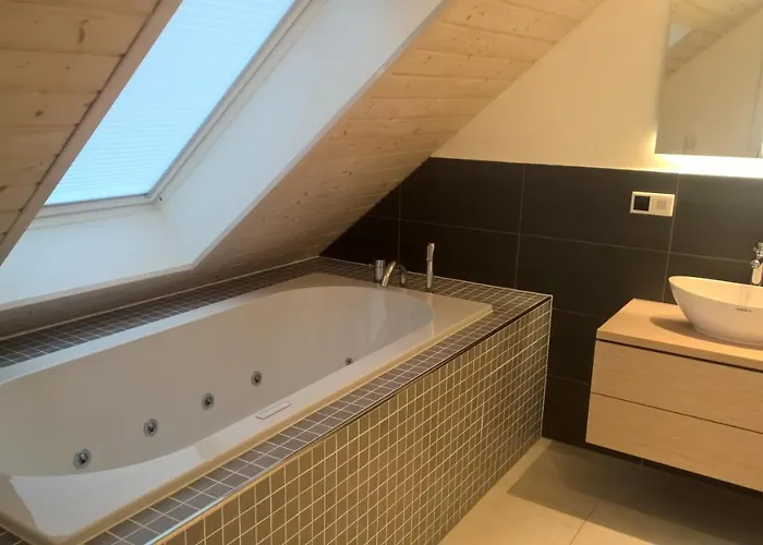 Atelier Im Huus Hillig-geist Apartament